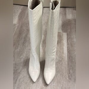 White IVORY Croc-Embossed Knee-High Boots NWT Antonio Melani